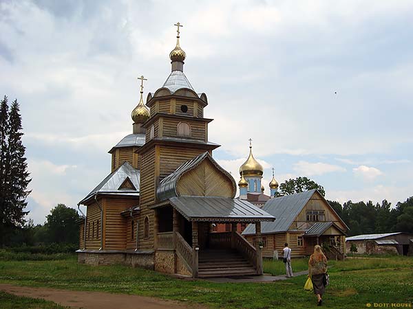 монастырская церковь